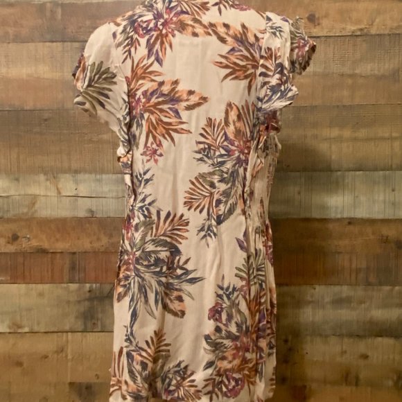 Vintage America Beige Floral Print Smocked Flutter Sleeve Top Size M NWT - Picture 4 of 11